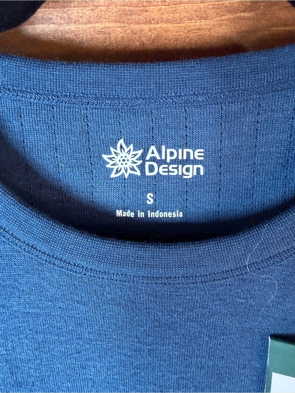 Alpine Design Men's Long-Sleeve Upf 50 Crewneck Tee In Vintage Blue Size Small — image 2 of 8
